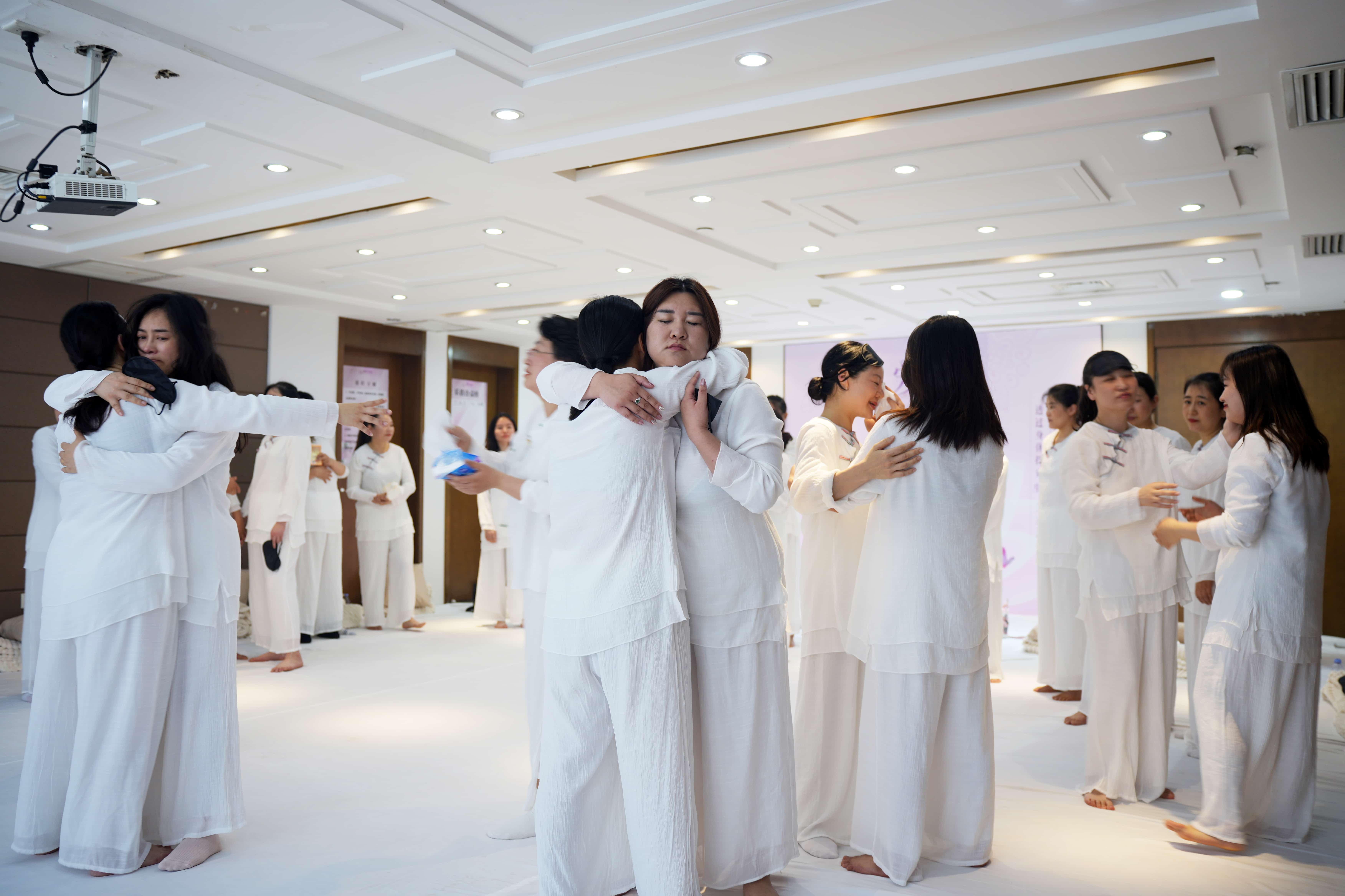 高压职业人的救赎：这场 3 小时疗愈团建，让身心重归平衡